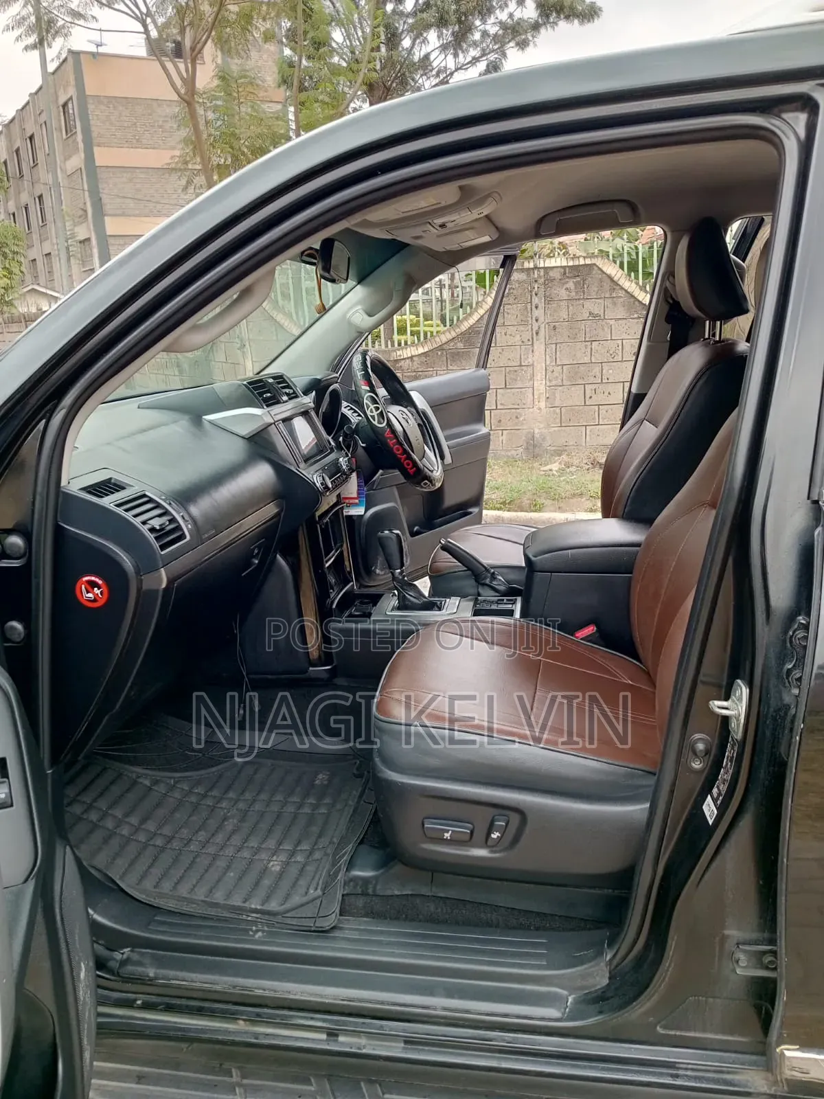 Toyota Land Cruiser Prado 2.8 2017 Black