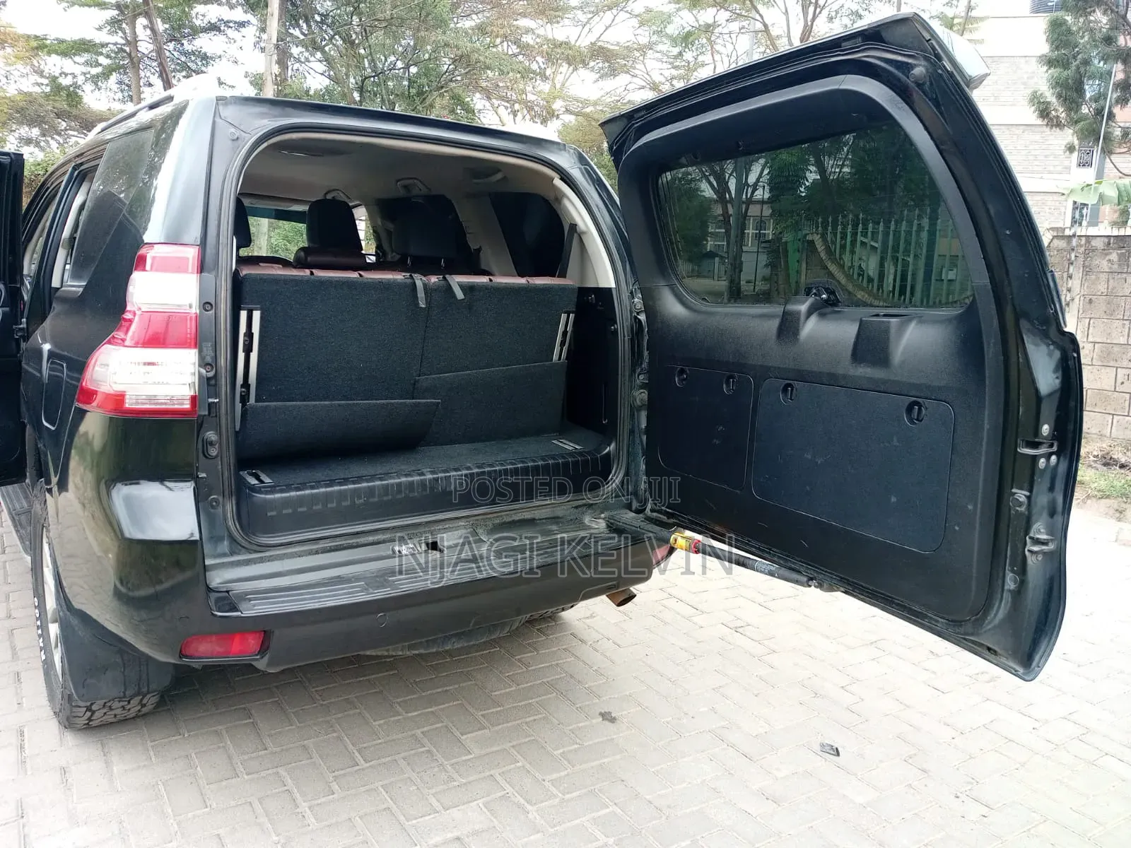 Toyota Land Cruiser Prado 2.8 2017 Black