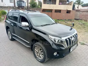 Toyota Land Cruiser Prado 2.8 2017 Black
