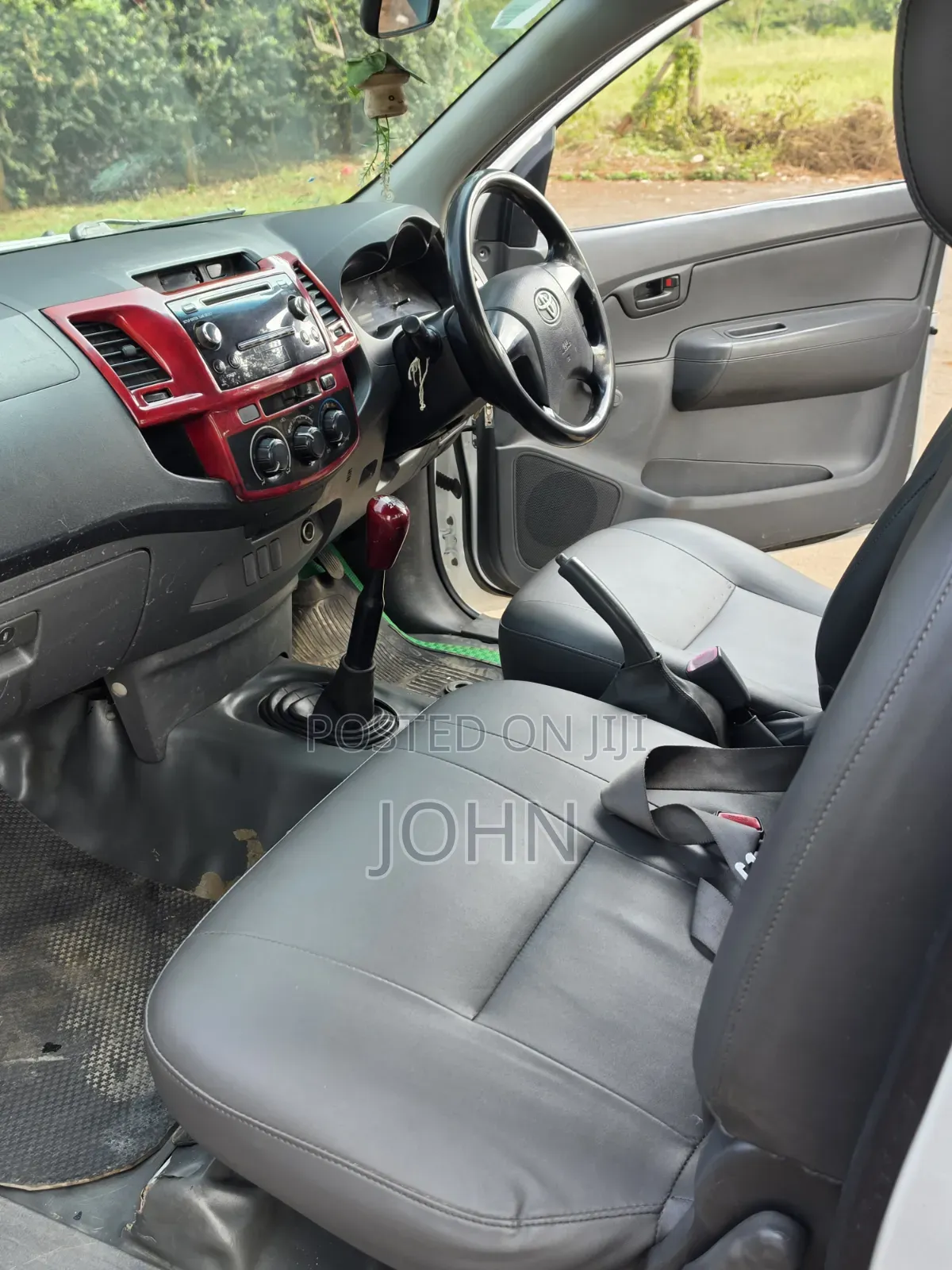 Toyota Hilux 3.0 D-4D 4x4 2014 White
