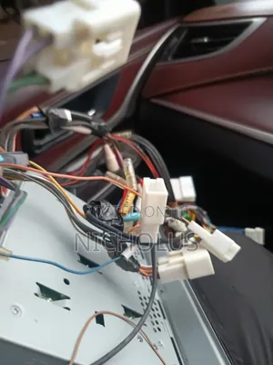 Toyota Harrier Radio Head Unit