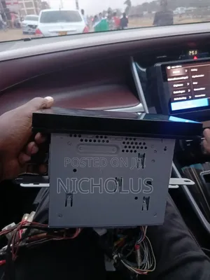Toyota Harrier Radio Head Unit