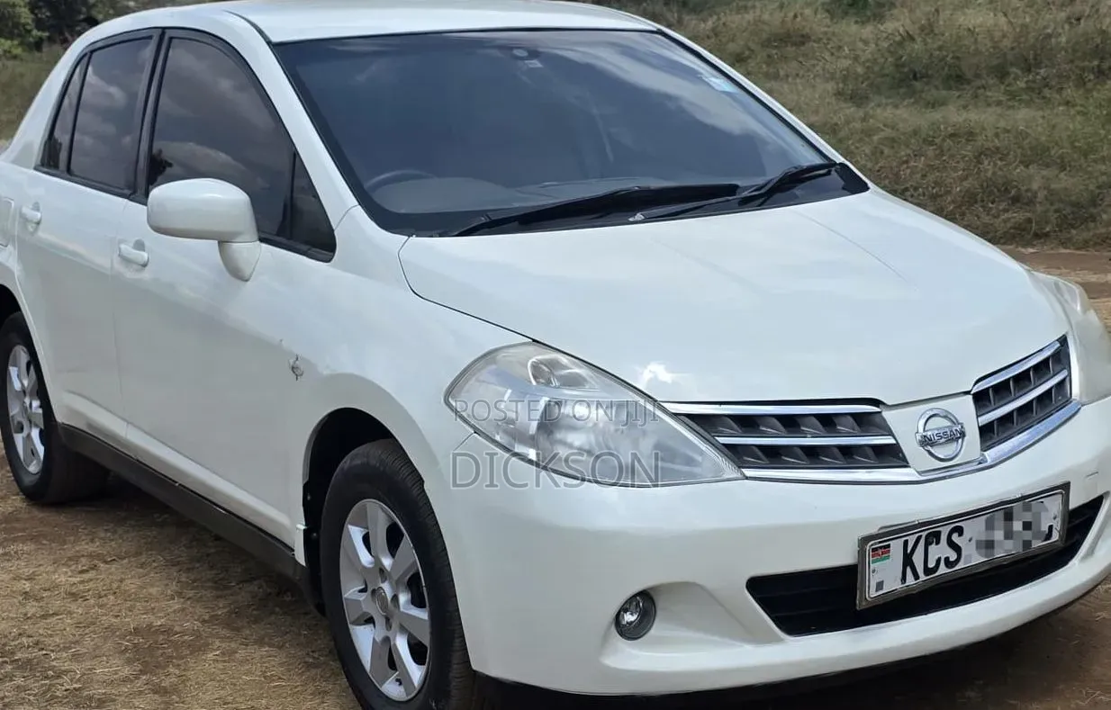 Nissan Tiida 2010 White