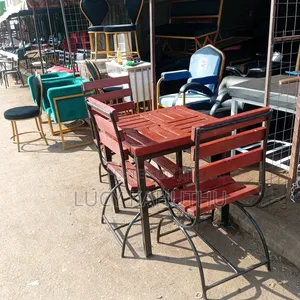 Brown Mahogany Outdoor Set