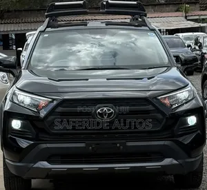 Toyota RAV4 Adventure 2021 Ivory