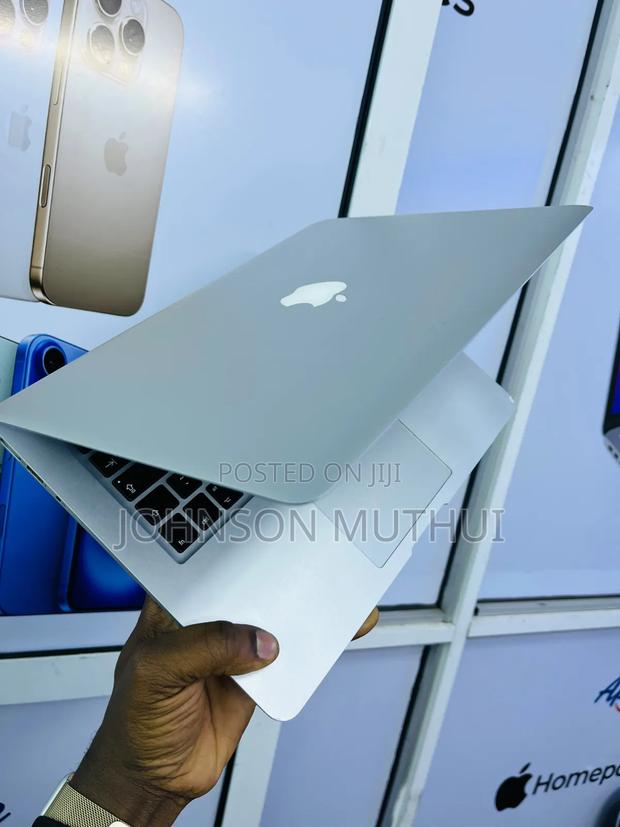 Laptop Apple MacBook 2014 8GB Intel Pentium SSD 512GB - main view