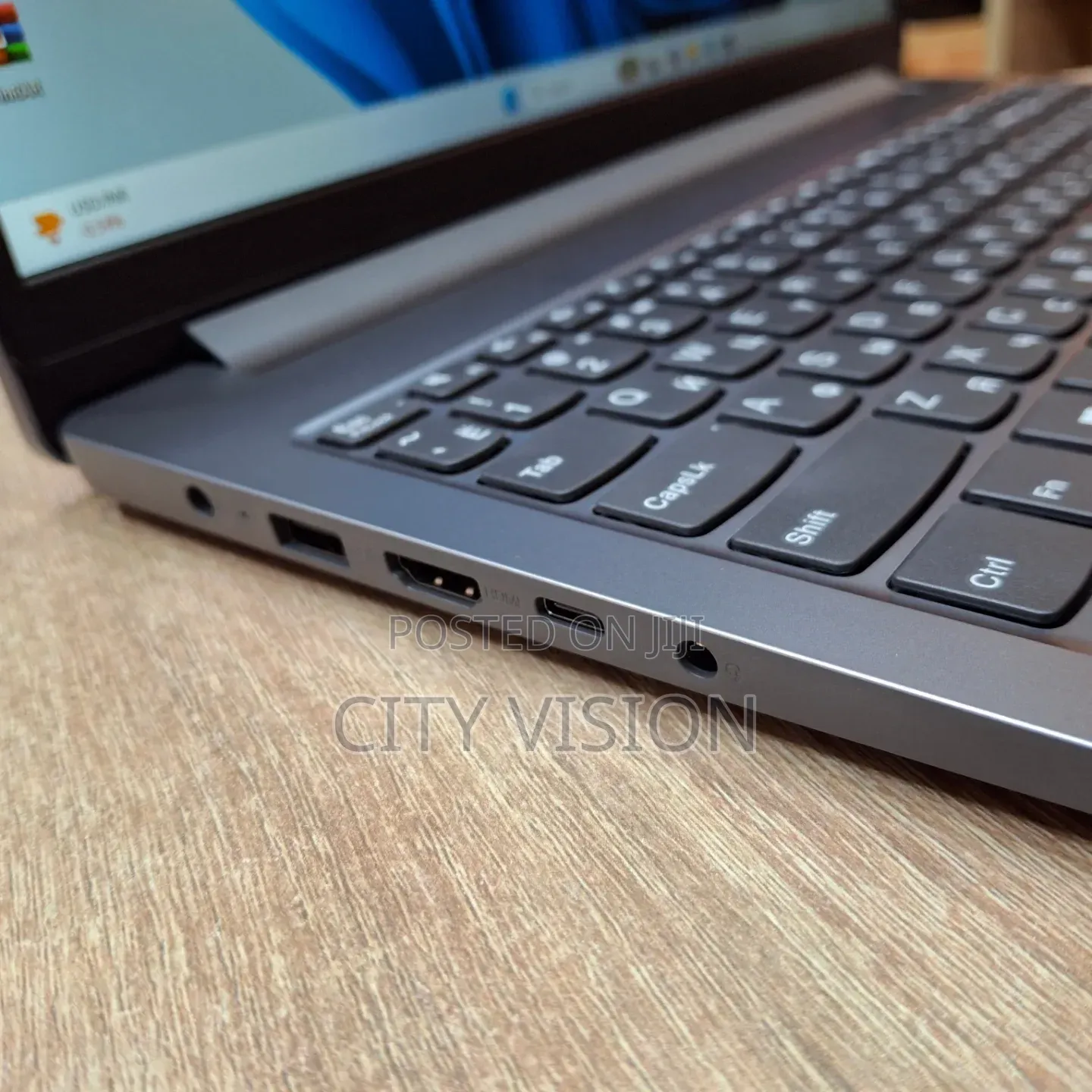 New Laptop Lenovo 16GB AMD Ryzen 7 SSD 512GB