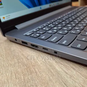 New Laptop Lenovo 16GB AMD Ryzen 7 SSD 512GB