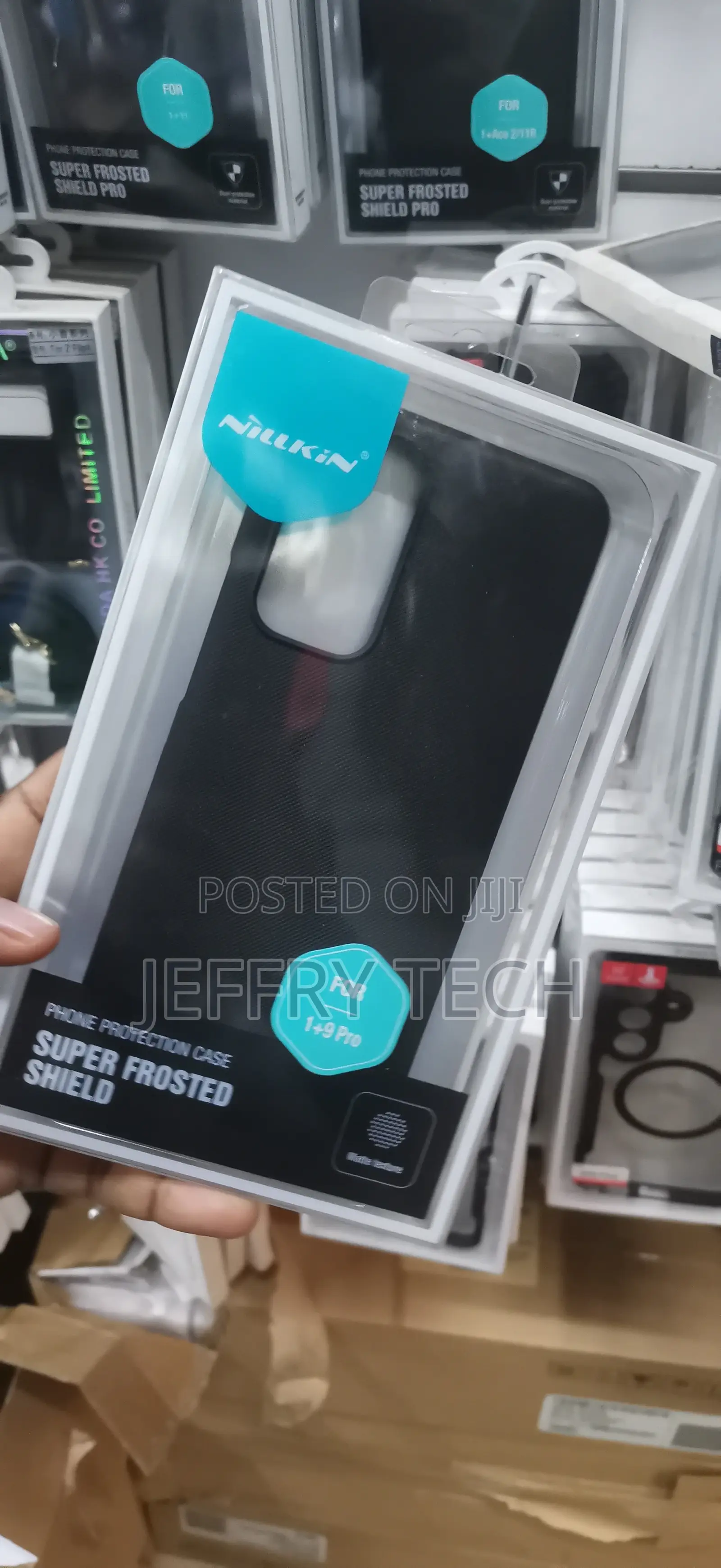 Black Nillkin Super Frosted Shield Pro Case