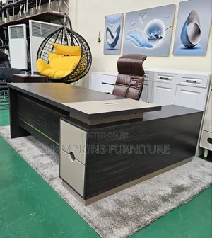 2M Executive Office Desk