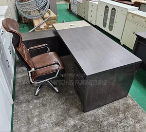2M Executive Office Desk