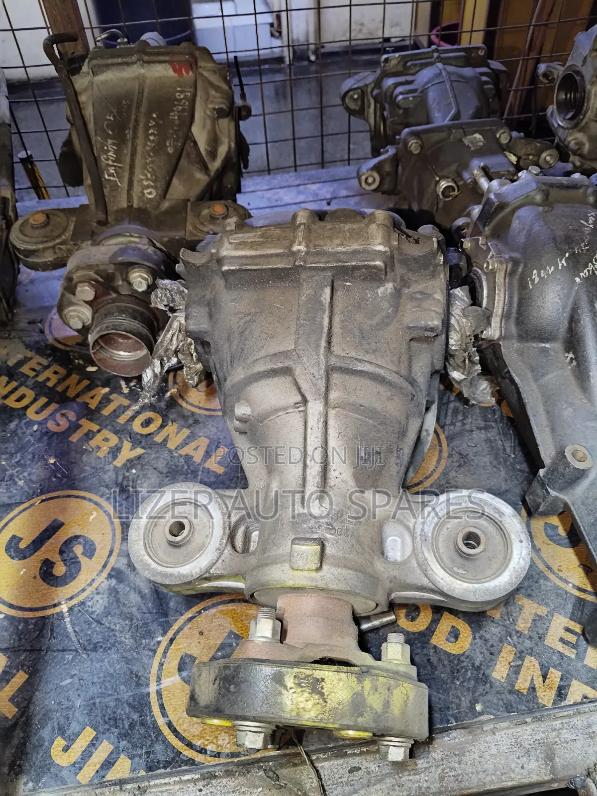 Rear Diff Infinti