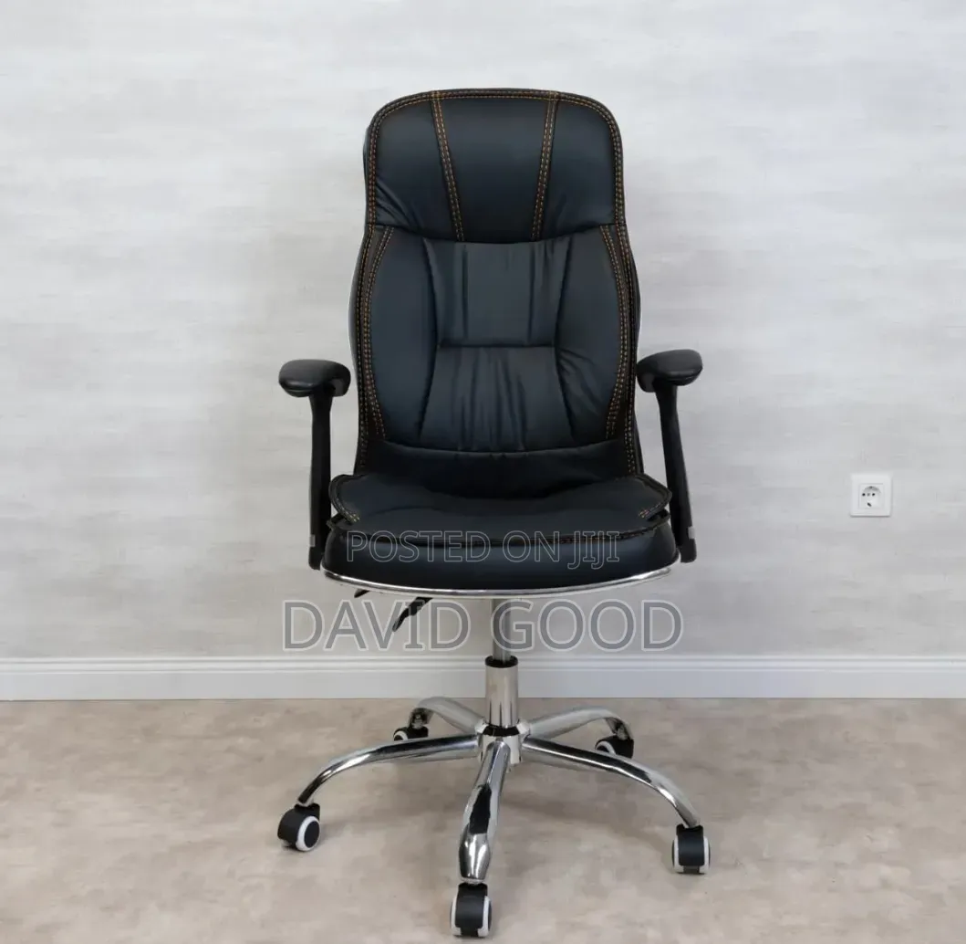 Two Gears Office Leather Seat