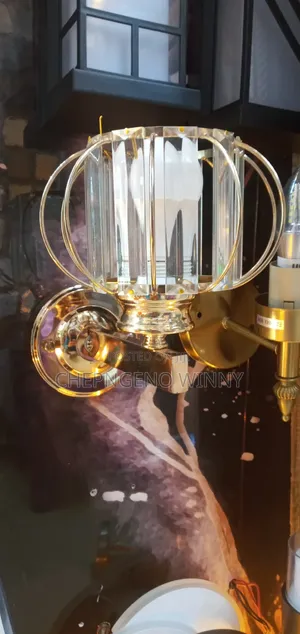 Gl Wall Light Lamb