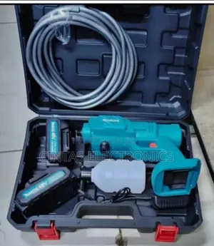 Makita 48V Cordless Pressure Washer