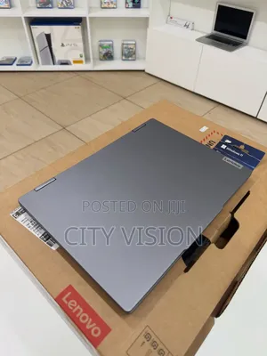 New Laptop Lenovo 8GB Intel Core Ultra 5 SSD 512GB