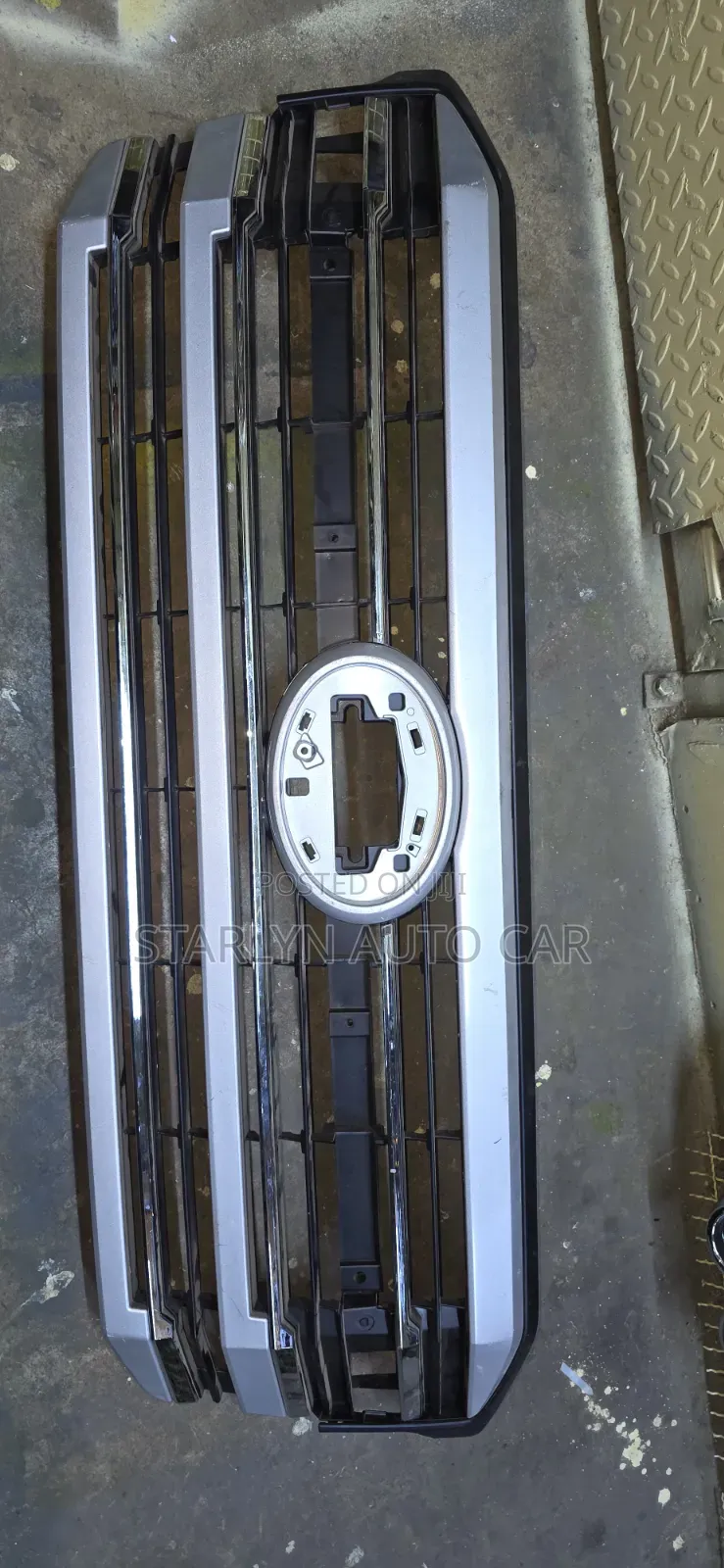 Landcruiser LC 300 Grill