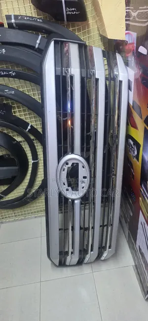 Landcruiser LC 300 Grill