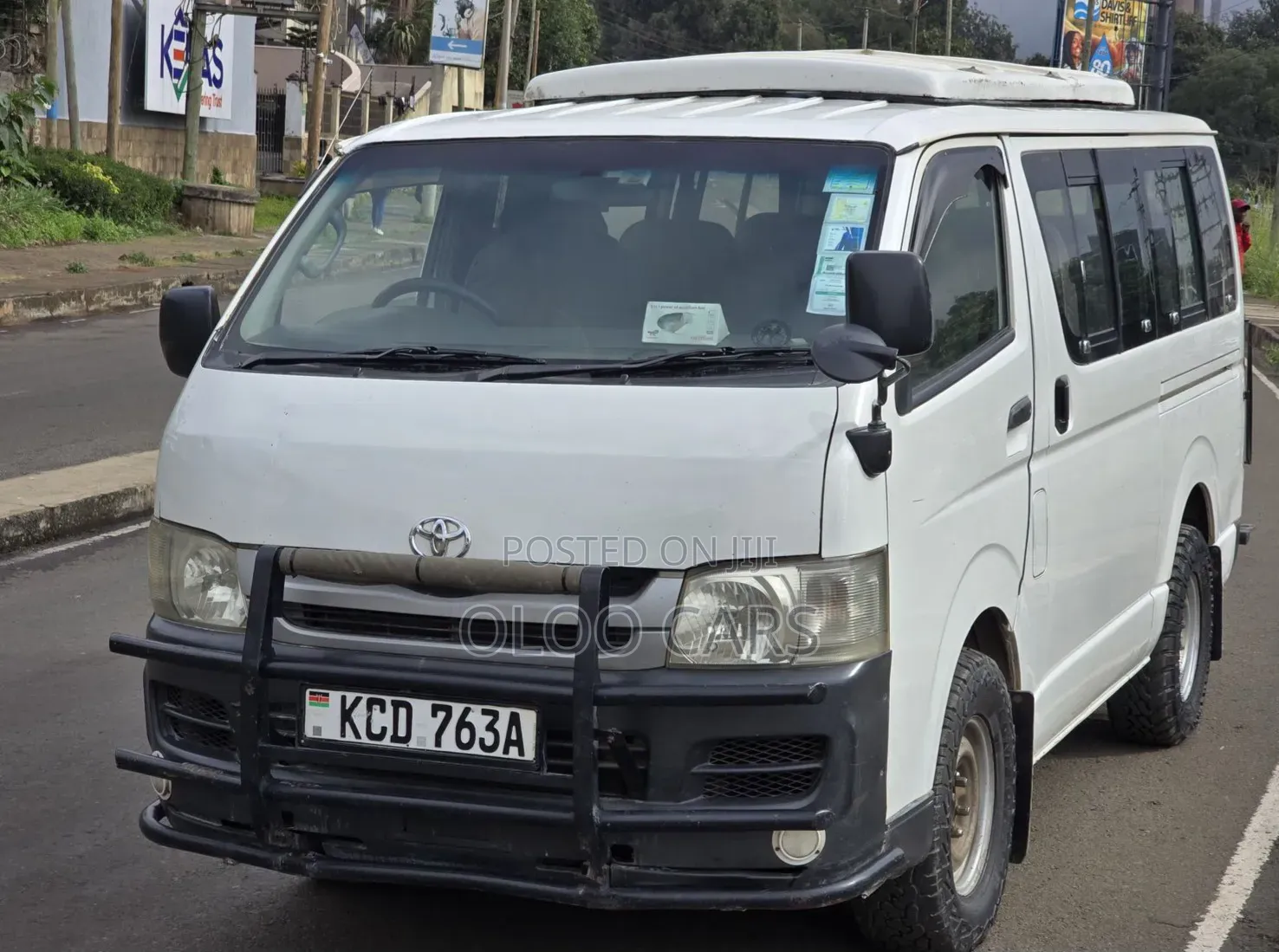 Toyota HiAce 2007 White