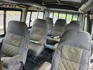 Toyota HiAce 2007 White