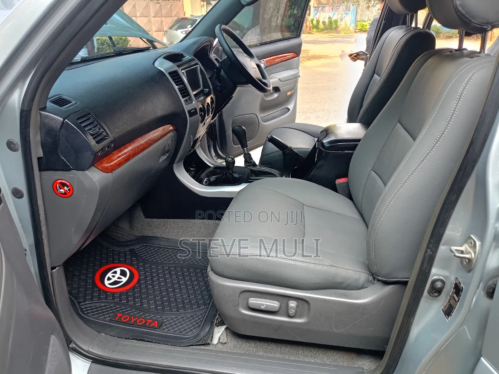 Toyota Land Cruiser Prado 2005 Silver