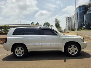 Toyota Kluger 2004 Off white