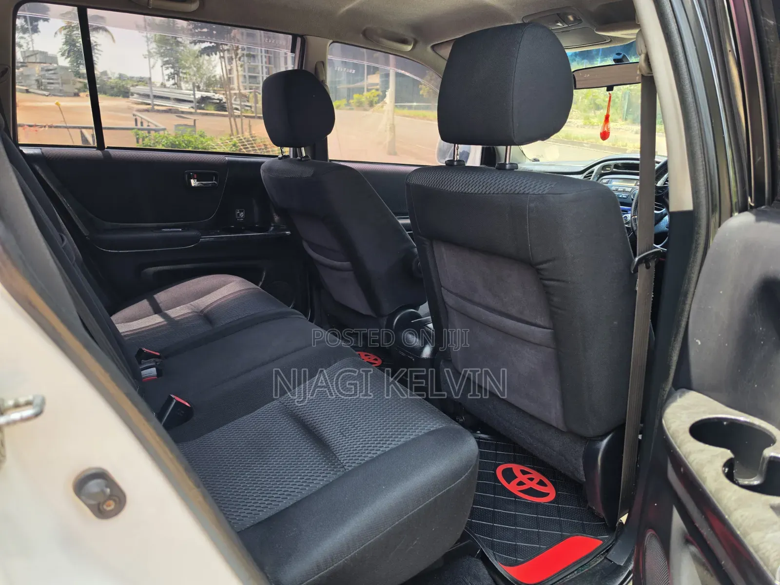 Toyota Kluger 2004 Off white