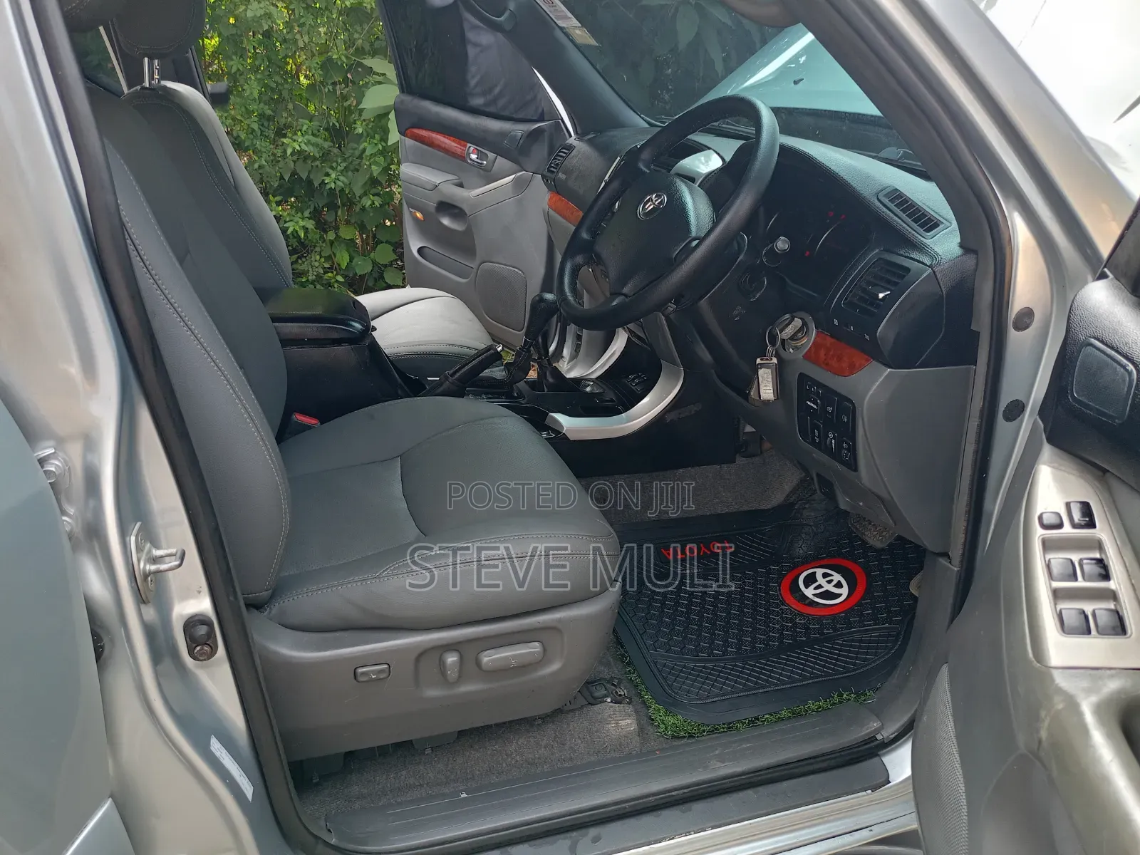 Toyota Land Cruiser Prado 2005 Silver