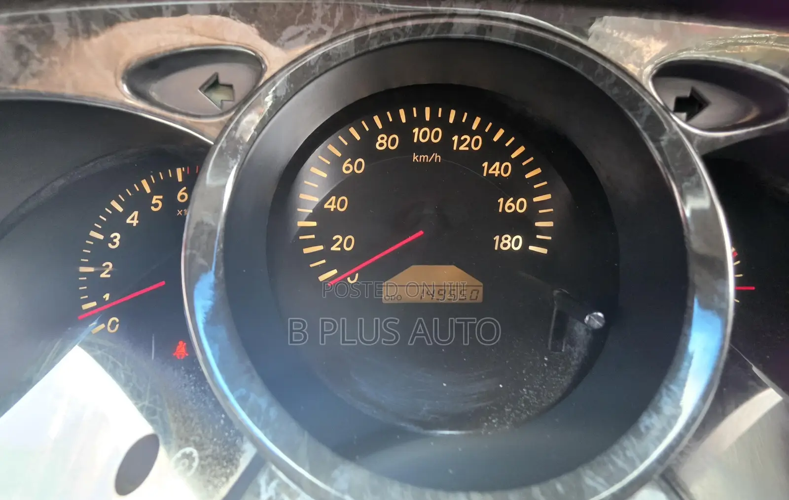 Toyota Kluger 2004 White