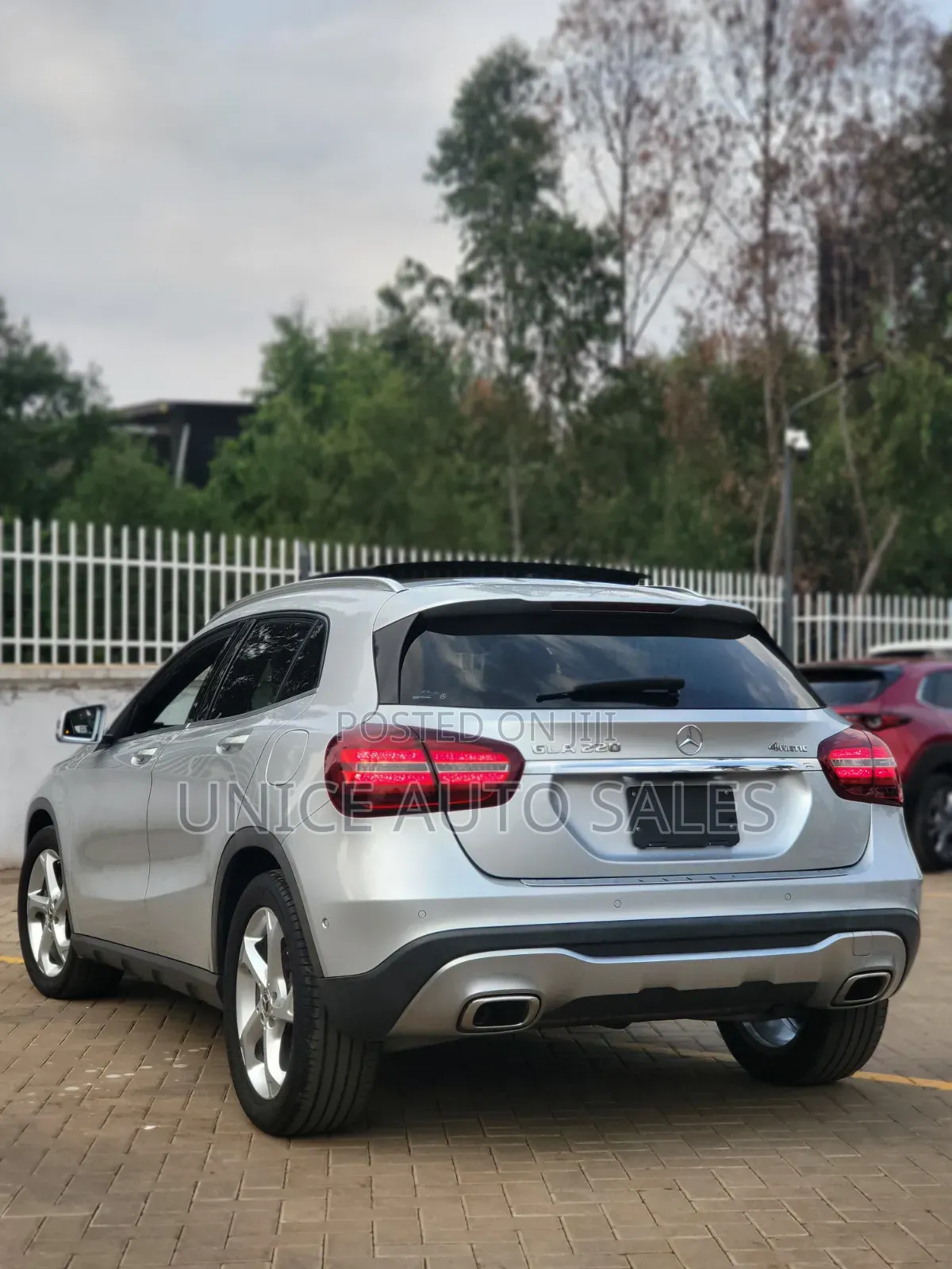 Mercedes-Benz GLA-Class 2019 Silver