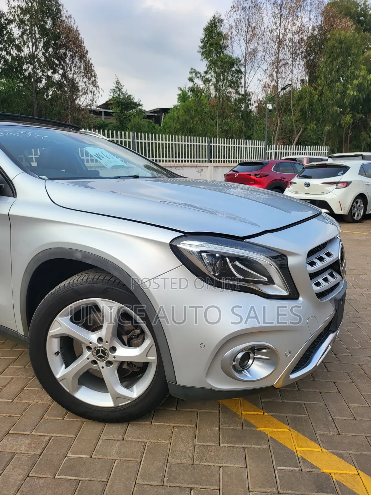Mercedes-Benz GLA-Class 2019 Silver