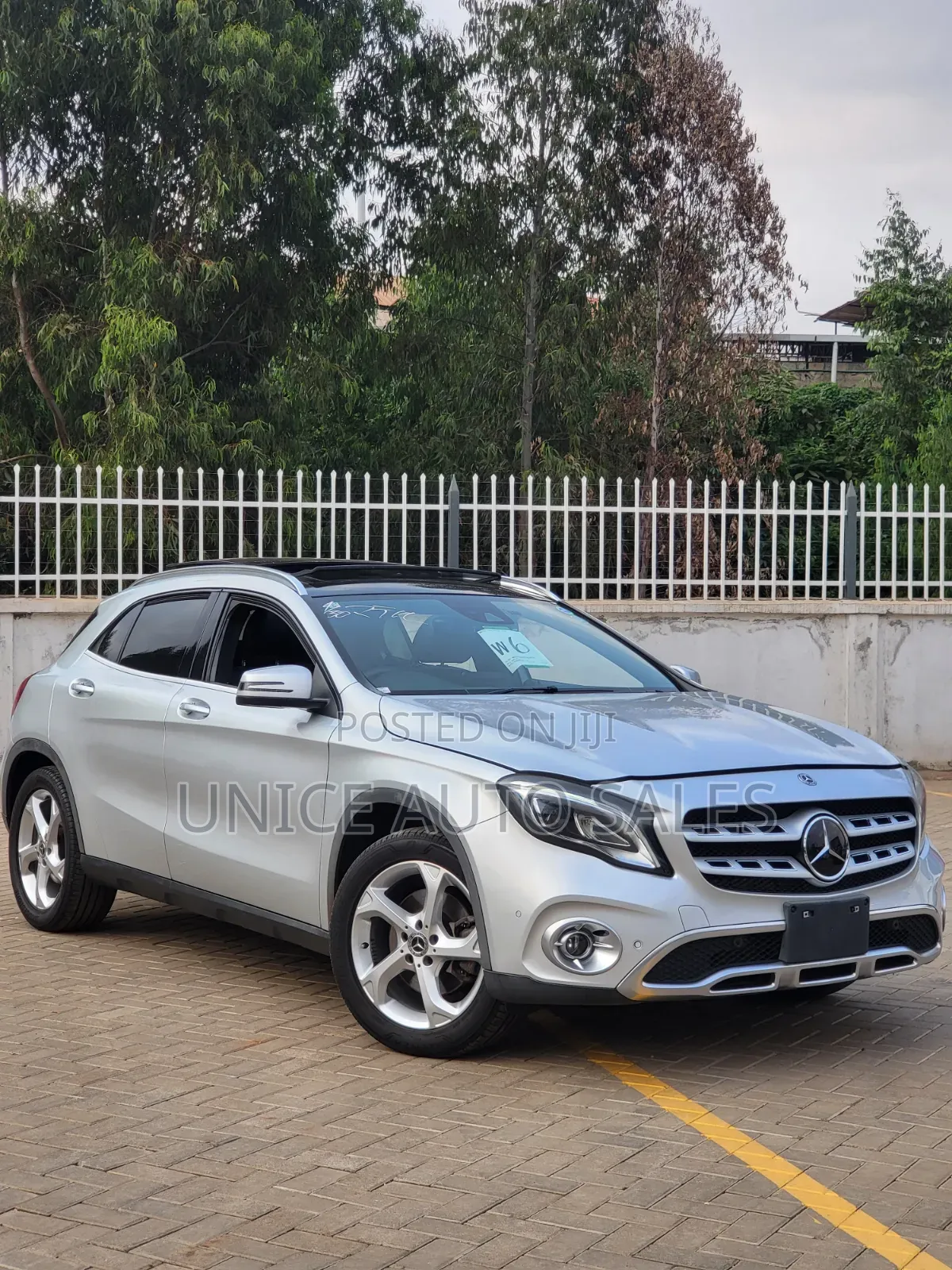 Mercedes-Benz GLA-Class 2019 Silver