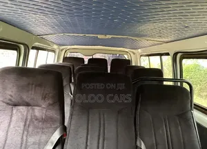 Toyota HiAce 2012 White