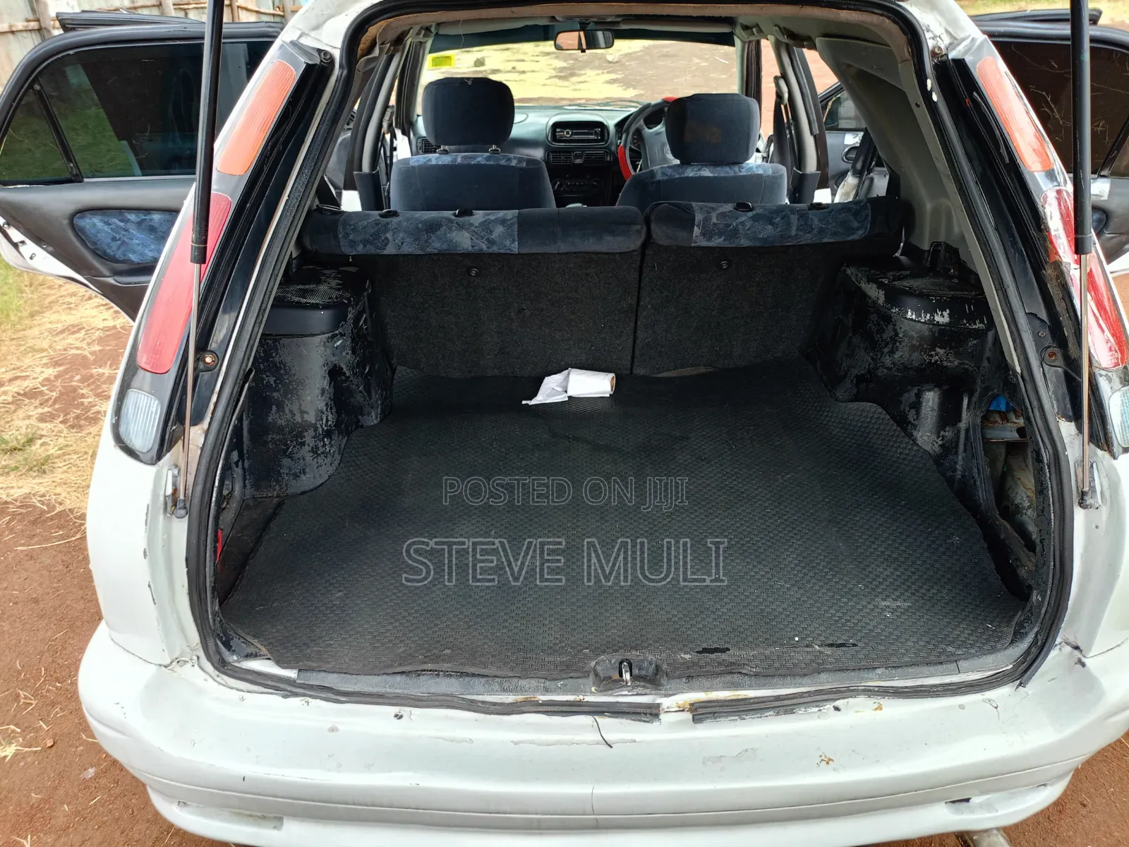 Toyota Carib 2002 White