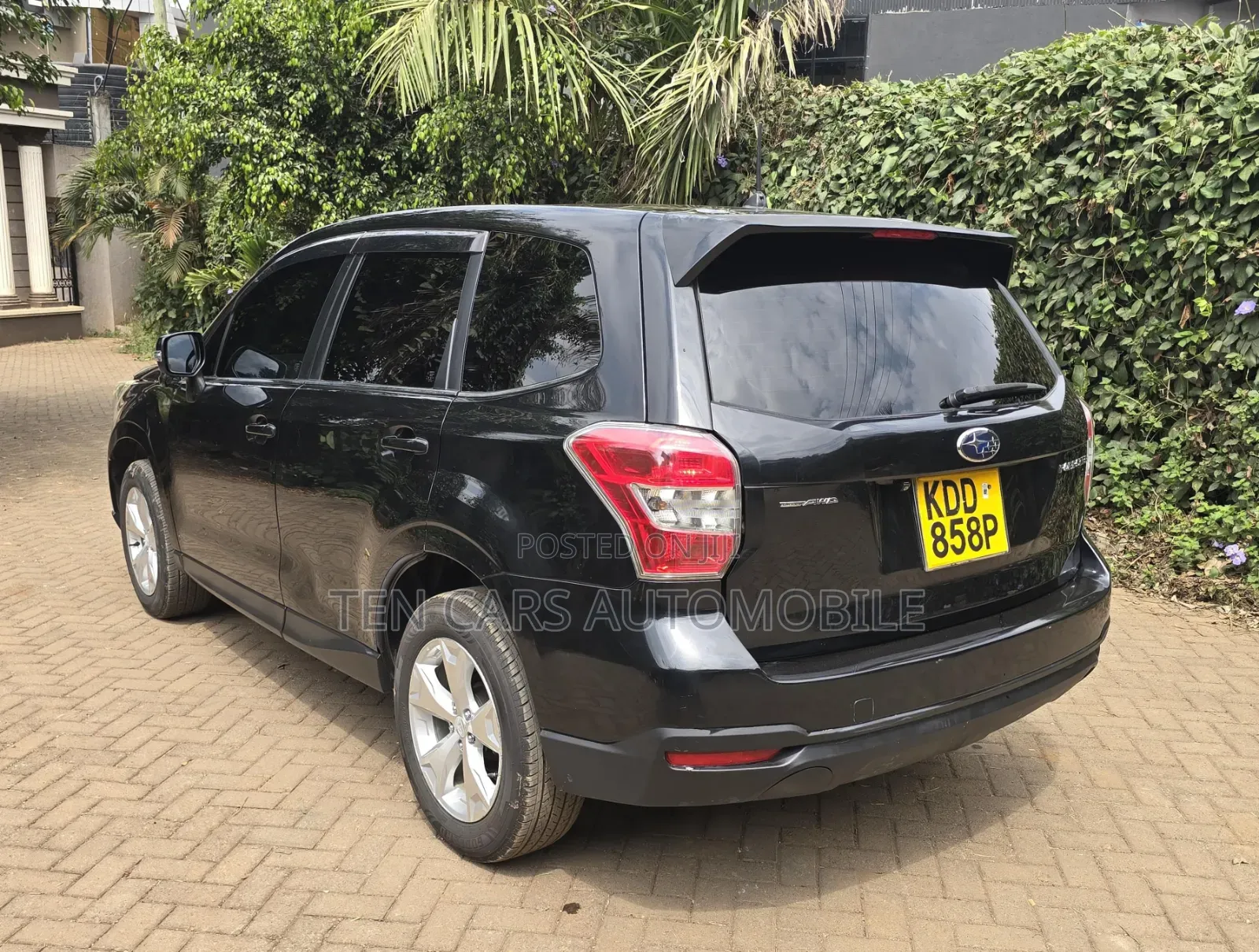 Subaru Forester 2015 Black