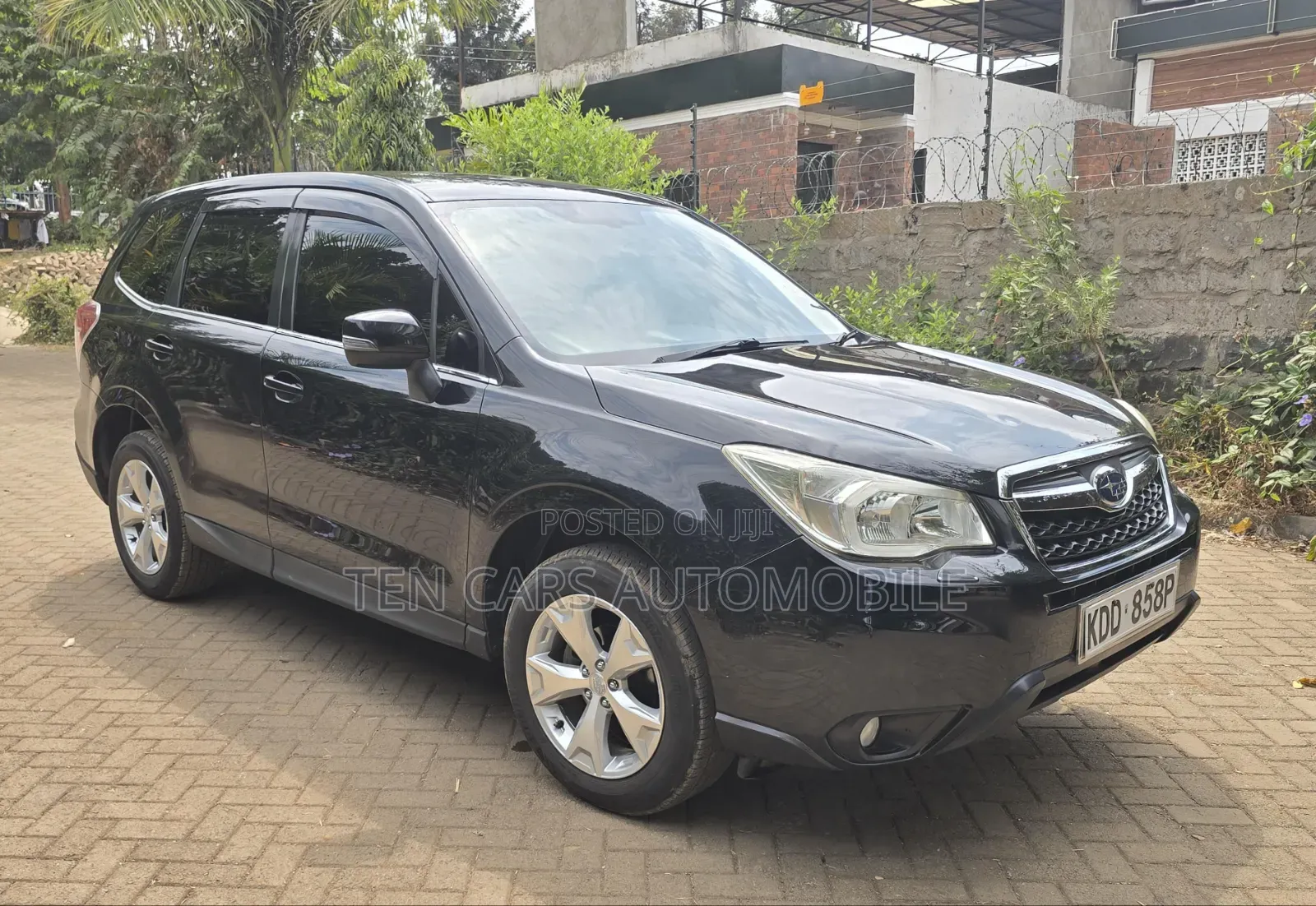 Subaru Forester 2015 Black