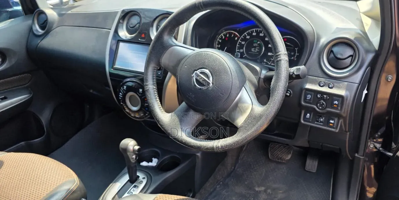 Nissan Note 2014 Purple