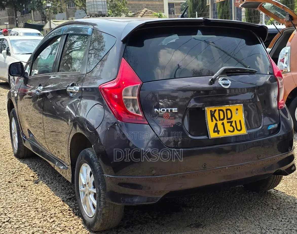 Nissan Note 2014 Purple