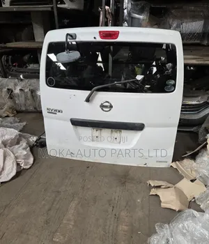 Nv 200 Tail Gate