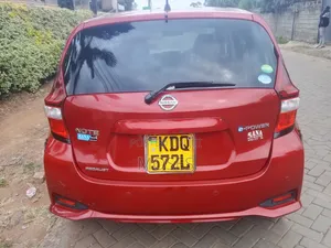 Nissan Note 2017 Red