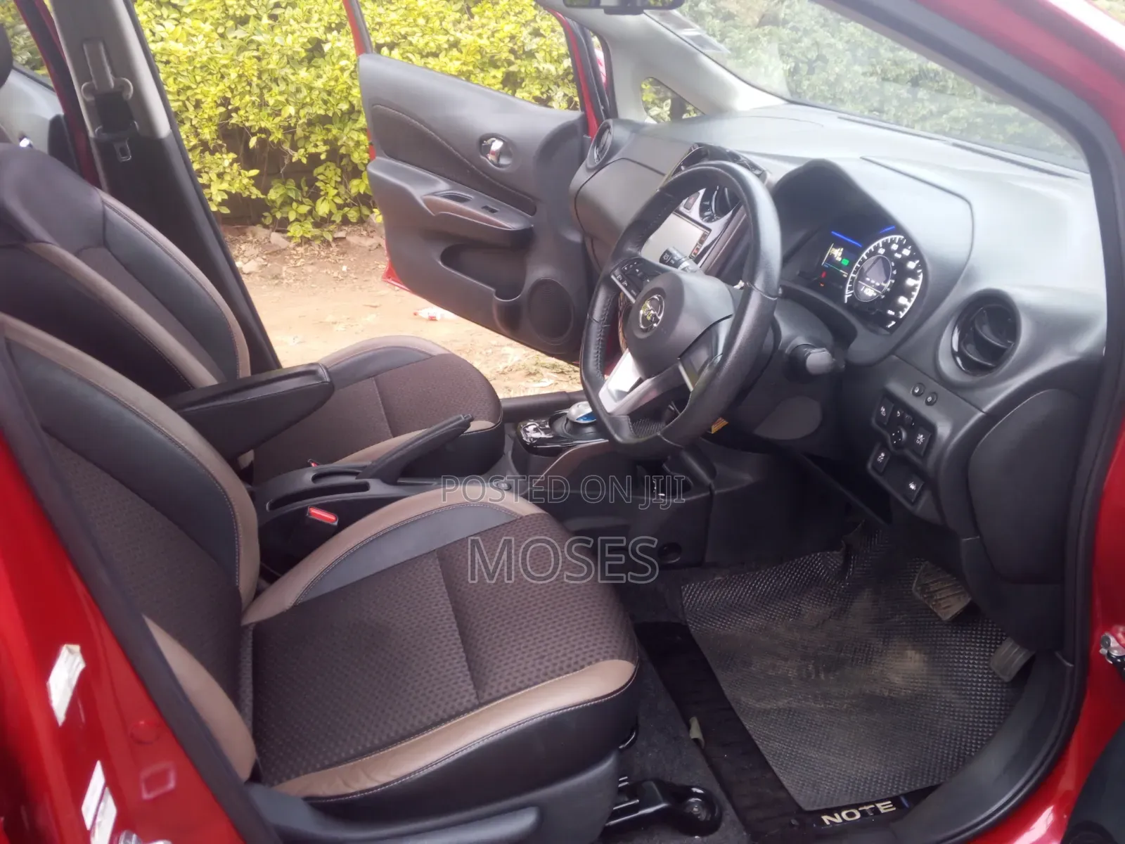 Nissan Note 2017 Red