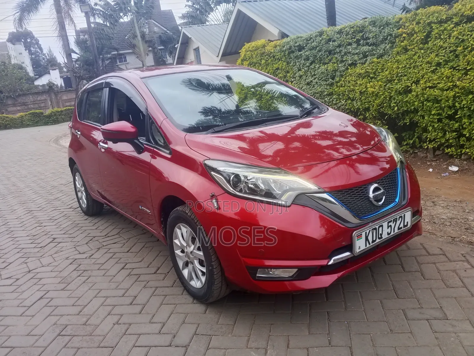 Nissan Note 2017 Red