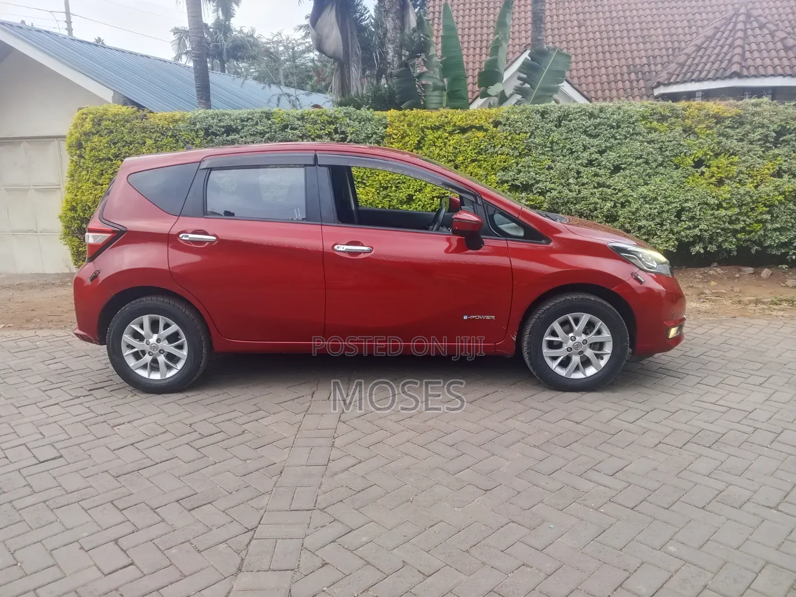 Nissan Note 2017 Red