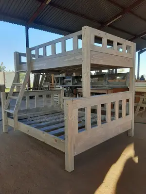 3.5x6 Top, 4x6 Bottom Rustic Grey-Washed Bunk Bed: Pay on Delivery