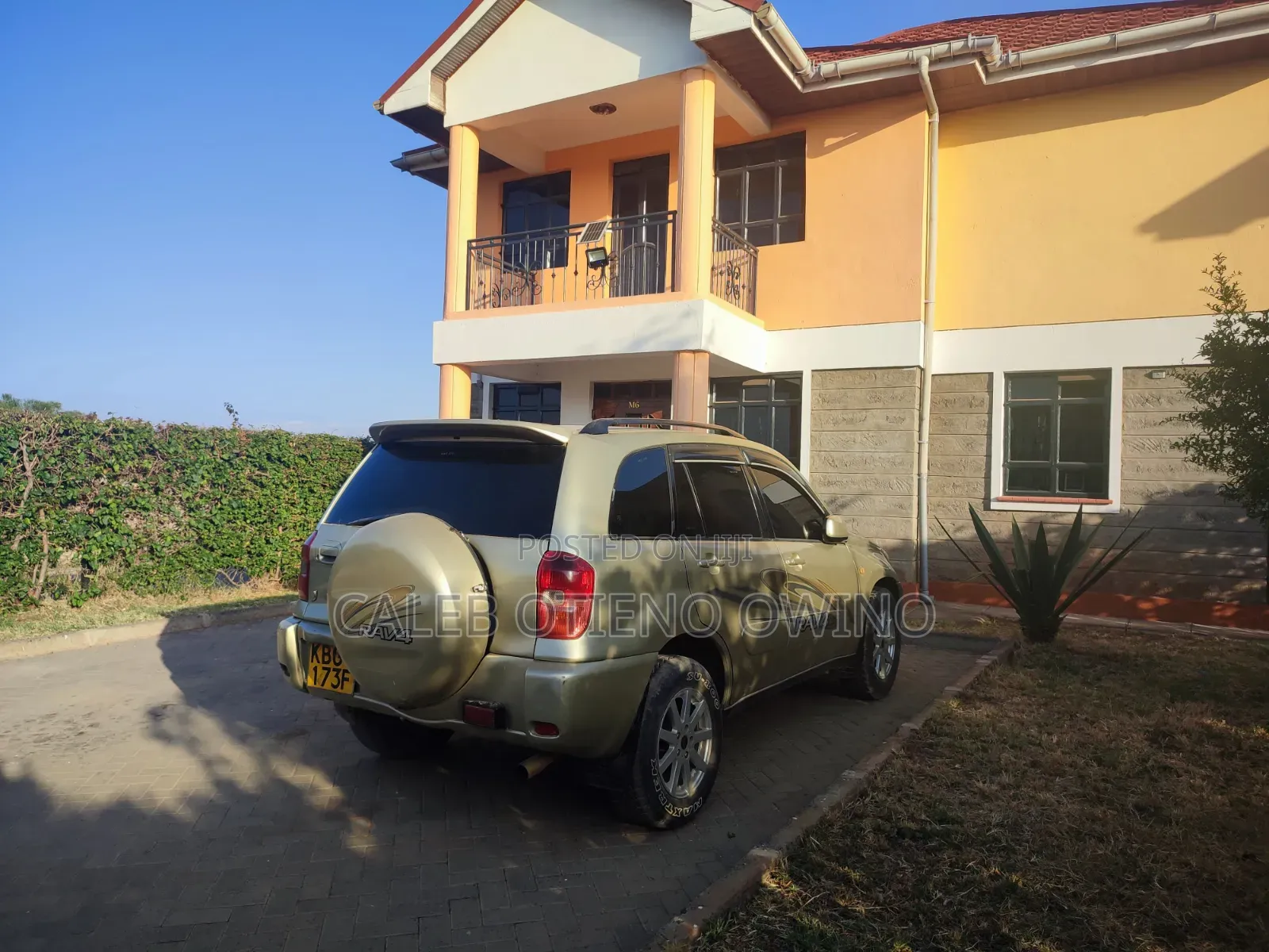 Toyota RAV4 2001 Beige