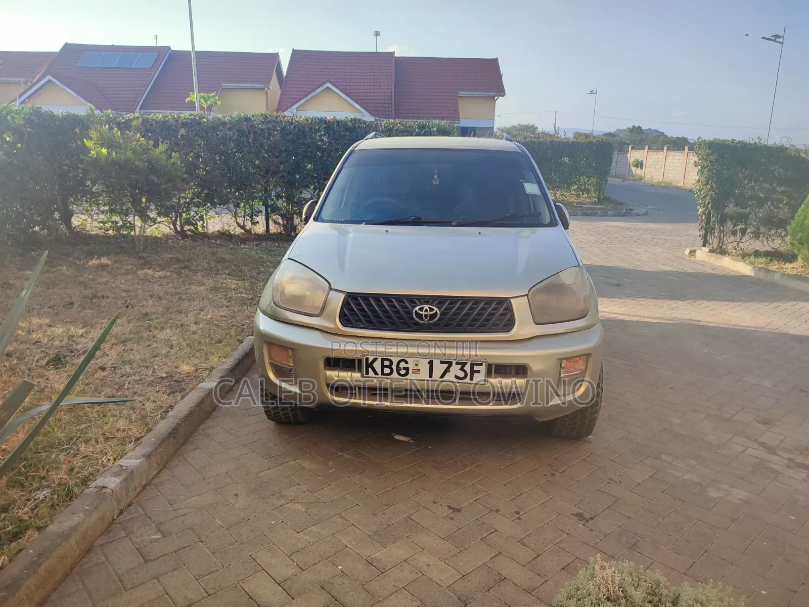 Toyota RAV4 2001 Beige