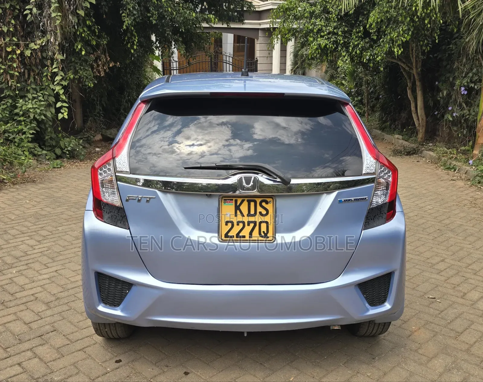 Honda Fit 2017 Blue