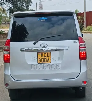 Toyota Noah 2012 Silver