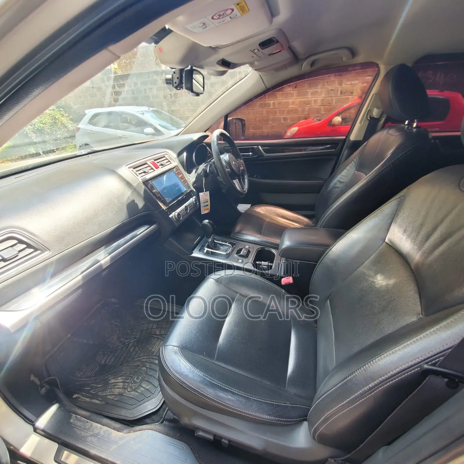 Subaru Outback 2017 Silver