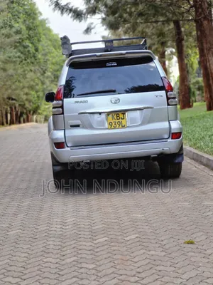 Toyota Land Cruiser Prado 2004 Silver